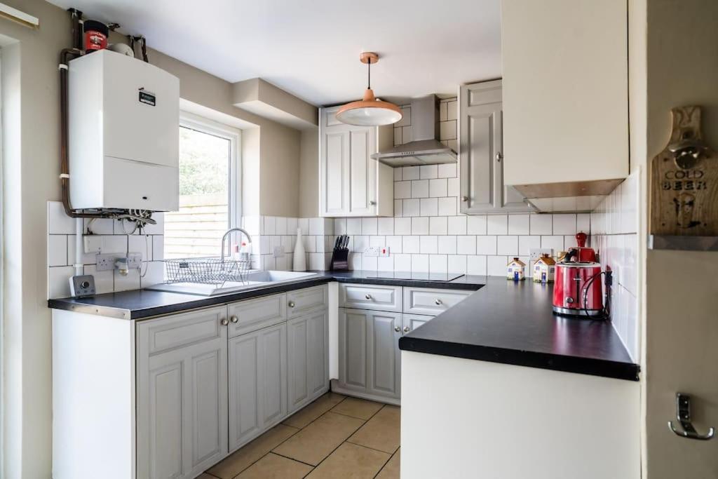 Lily's Stay, Parking And Close To Motor Point Arena *