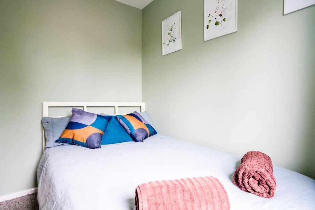 Holiday home Lily's Stay, Parking And Close To Motor Point Arena