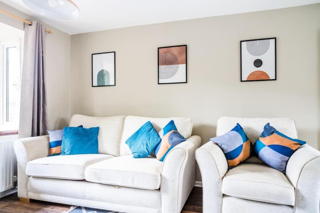 Holiday home Lily's Stay, Parking And Close To Motor Point Arena *