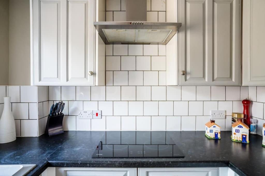 Lily's Stay, Parking And Close To Motor Point Arena *