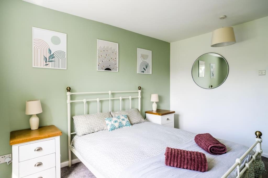 Lily's Stay, Parking And Close To Motor Point Arena Holiday home Nottingham